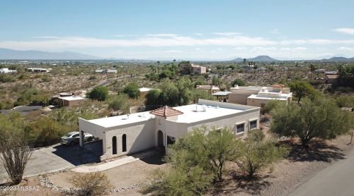 4670 Paseo De Los Cerritos, Tucson AZ 85745-9552 exterior