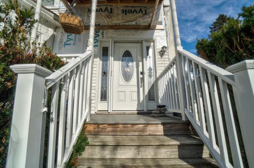 89 Appleton St, Concord NH 03301-5942 exterior