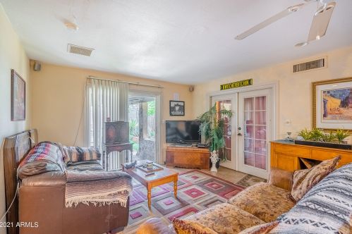 2213 Aster Dr, Phoenix AZ  85029-2607 exterior