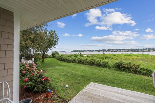 5 Ketch Ln, Quincy MA 02171 exterior