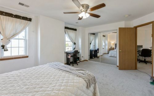 3858 Pathfinder Ln, Joliet IL 60435-8716 exterior