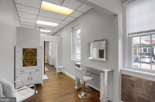 301 Penn St, Huntingdon PA 16652-1609 exterior