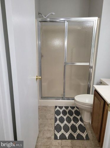 4 Erbitea Ln, New Castle DE  19720-4655 exterior