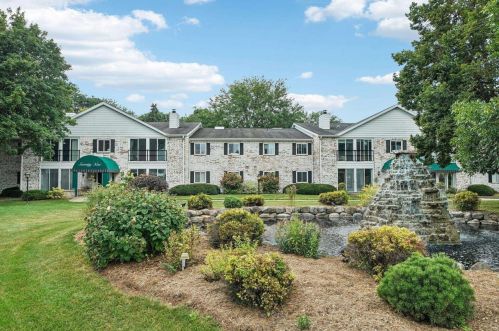 79 Golf Pkwy, Madison, WI 53704-7095