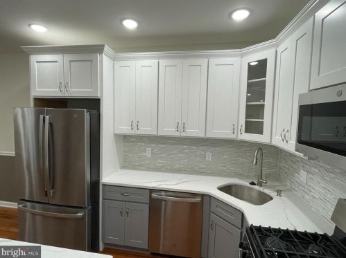 5818 Camac St, Philadelphia PA  19141-4123 exterior