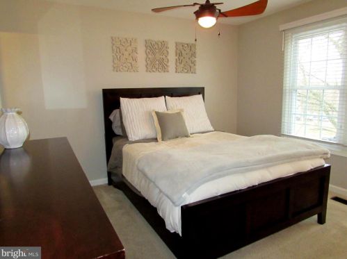 7965 Brightmeadow Ct, Ellicott MD 21043-7937 exterior