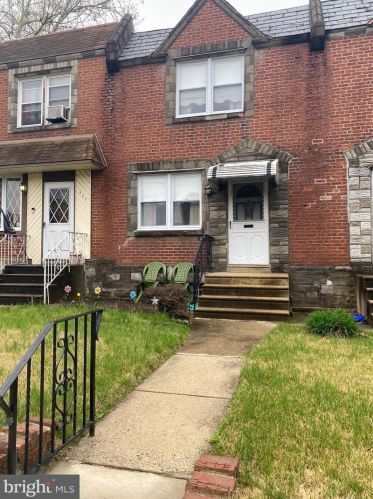 250 Benner St, Philadelphia, PA 19111-5902