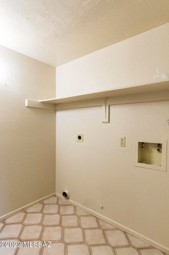 4231 Presidio Rd, Tucson AZ  85712-1044 exterior