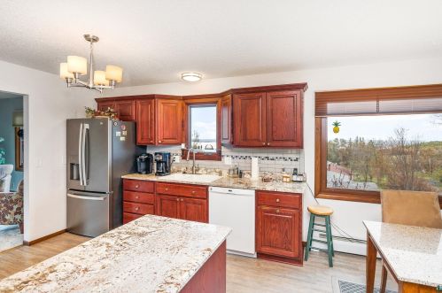 1434 Clf Ave, Duluth MN 55811-2723 exterior