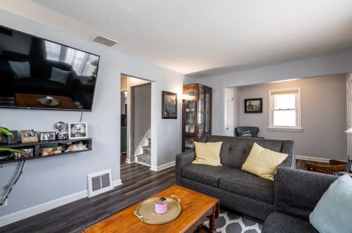 413 67th St, Milwaukee WI  53214-1743 exterior