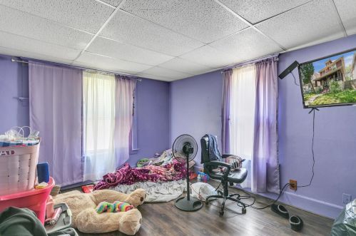 1261 36, Milwaukee WI 53215-1437 exterior