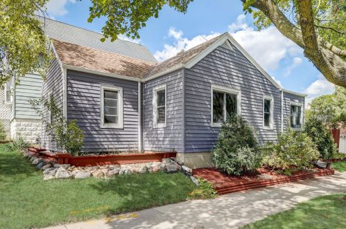 3171 14th St, Milwaukee, WI 53206-2768