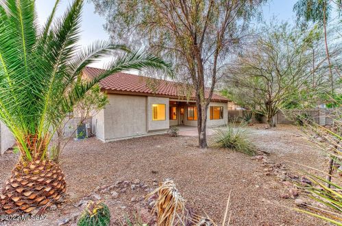 4541 Paseo Don Rolando, Tucson AZ 85746-8464 exterior