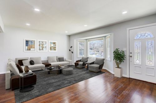 14 Gannet Dr, Commack NY 11725-4903 exterior