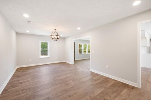 4739 Newton Dr, Gainesville GA 30506-2650 exterior