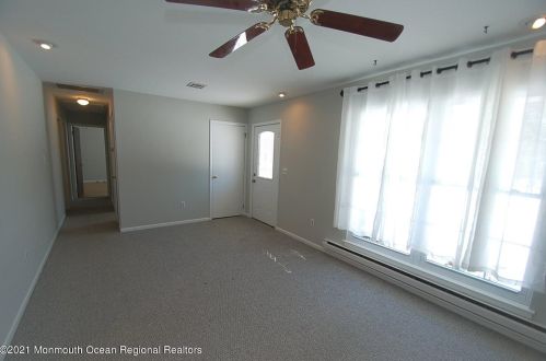 623 Berkeley Ave, Berkeley Township NJ 08721-3703 exterior