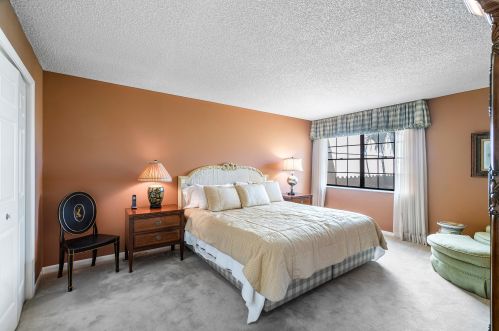 22604 Caravelle Cir, Boca Raton FL 33433-5911 exterior