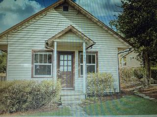 9636 48th Ave, Portland OR  97219-5133 exterior