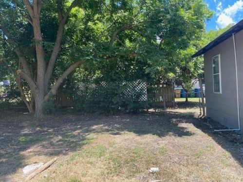 6903 Circle S Rd, Austin TX  78745-5717 exterior