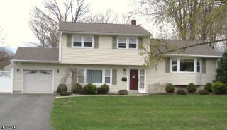 13 Greenview Dr, Pequannock Township NJ  07440-1704 exterior