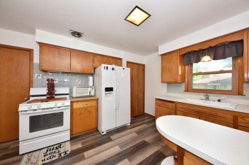 4572 70th St, Milwaukee WI  53218-5407 exterior