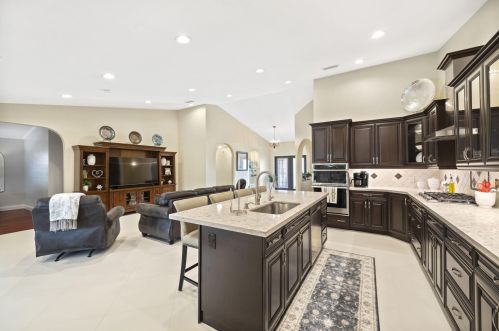 1292 Bent Pine Cv, Fort Pierce FL 34986-2102 exterior