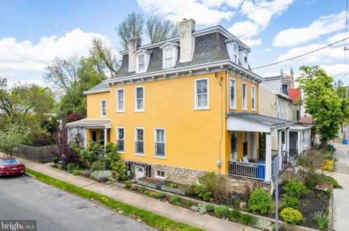 41 Harvey St, Philadelphia, PA 19144-2728