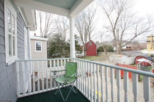 107 Moore St, Hackettstown NJ 07840-2025 exterior