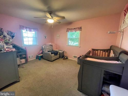 62 Goeke Dr, Trenton NJ 08610-1123 exterior