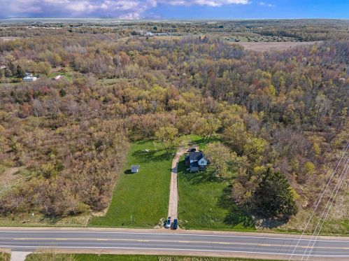 6338 124th Ave, Fennville MI 49408-9628 exterior