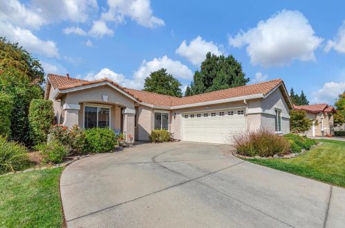 928 Carter St, Folsom, CA 95630-9569