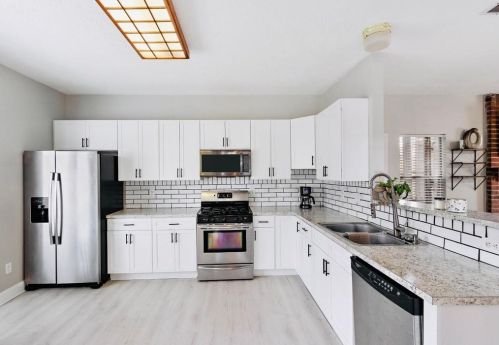 629 Shr Rd, Lithonia GA 30058-5991 exterior