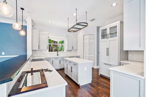 1710 2 Ave, Boca Raton FL 33432-7229 exterior