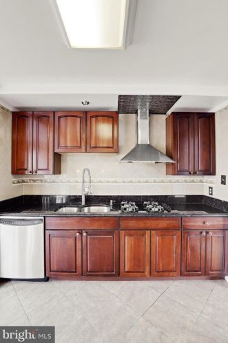 1419 Dilston Rd, Silver Spring MD 20903-1921 exterior