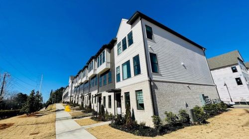 6595 Beacon Dr, Atlanta, GA 30328