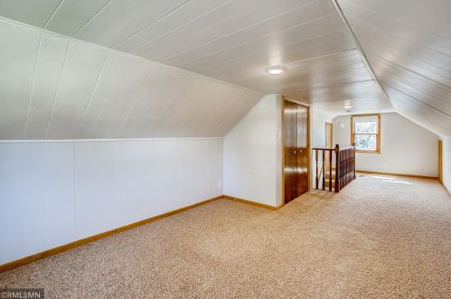 1051 Cumberland St, Saint Paul MN 55117-4870 exterior