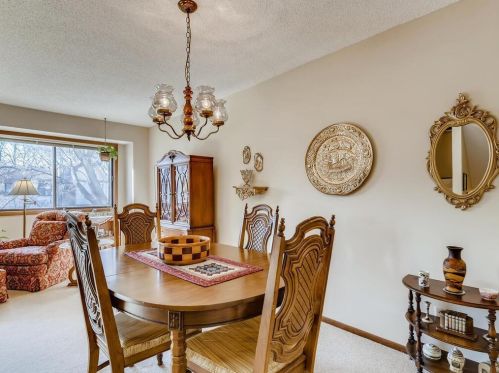 199 Bridlewood Dr, Saint Paul MN 55119-4669 exterior