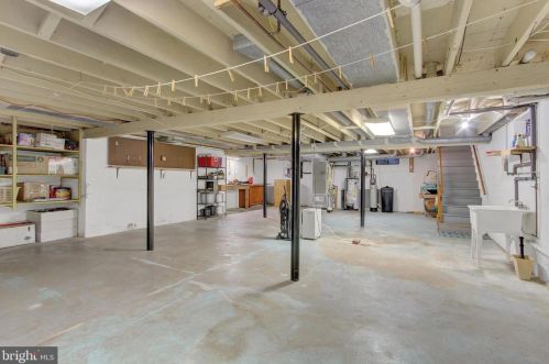 49 Columbus Ave, Littlestown PA 17340-1103 exterior