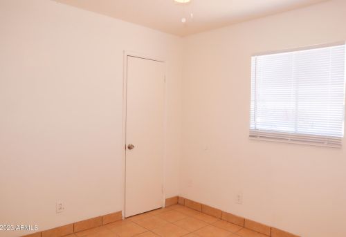 5237 14 Ave, Phoenix AZ 85041-8726 exterior