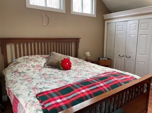 35 Carter Rd, Worcester MA 01609-1038 exterior