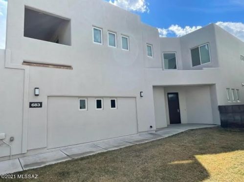683 Encanto Villiage Way, Tucson AZ  85716-5059 exterior