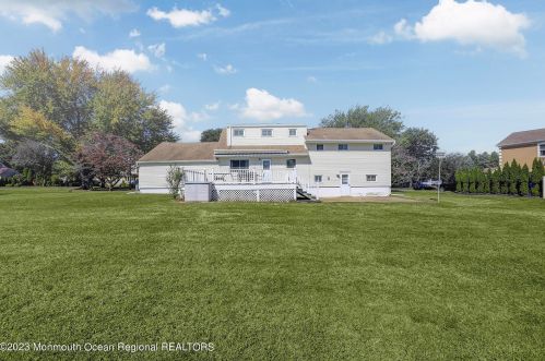 22 Arlene Dr, West Long Branch NJ 07764-1153 exterior