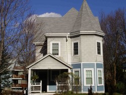 299 Tremont St, Newton, MA 02458-2113