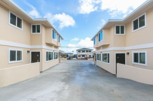 920 19th Ave, Honolulu HI  96816-4605 exterior