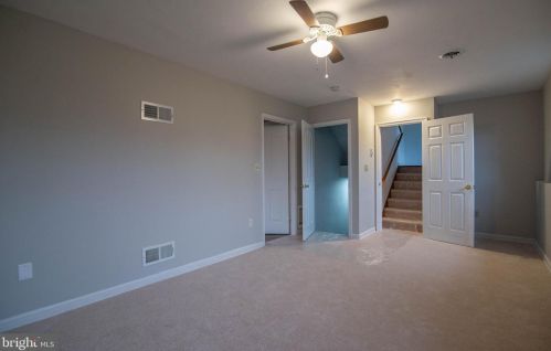 325 Columbus Ave, Littlestown PA 17340-1533 exterior