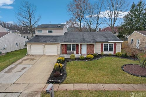 23 Lavender Dr, Edison, NJ 08820-4125