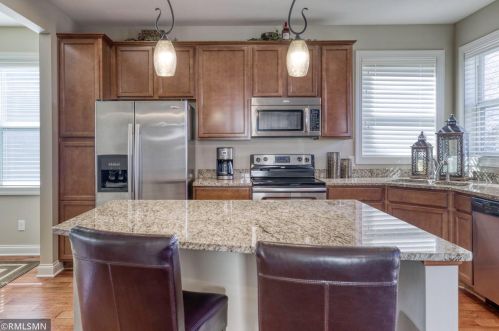 11724 Ivywood Trl, Saint Paul MN 55129-7758 exterior