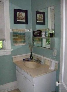 1142 Jenifer St, Madison WI 53703-3745 exterior