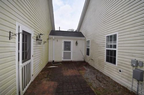 408 Dr Roberts Dr, Defuniak Springs FL 32433-7748 exterior