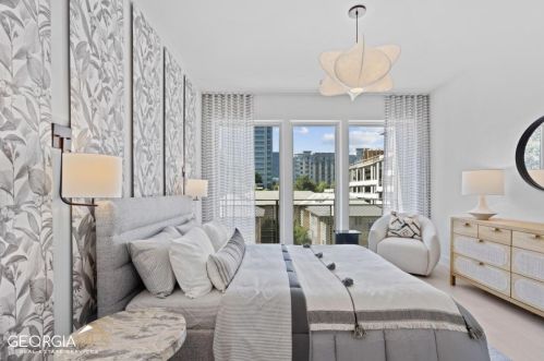 775 Juniper St, Atlanta GA  30308-1310 exterior